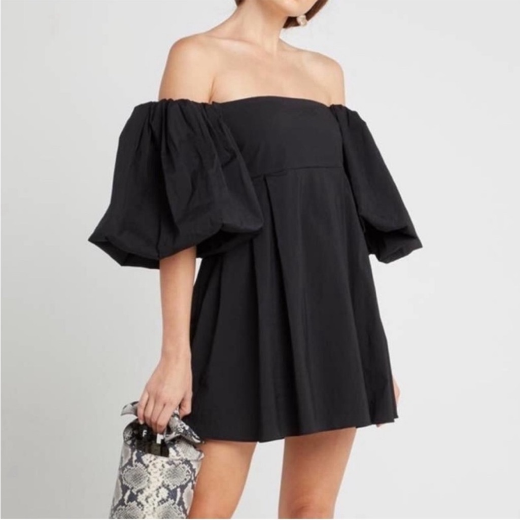 Nwt O.P.T Size S Callen Off The Shoulder Mini Dress In Black